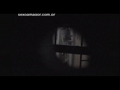 ❤️ Бландзінка таемна здымаецца на відэа з суседскага вуаерыста, схаванага за пустымі цэгламі ️ Порна відэа у нас be.porn-impact.ru ❌️